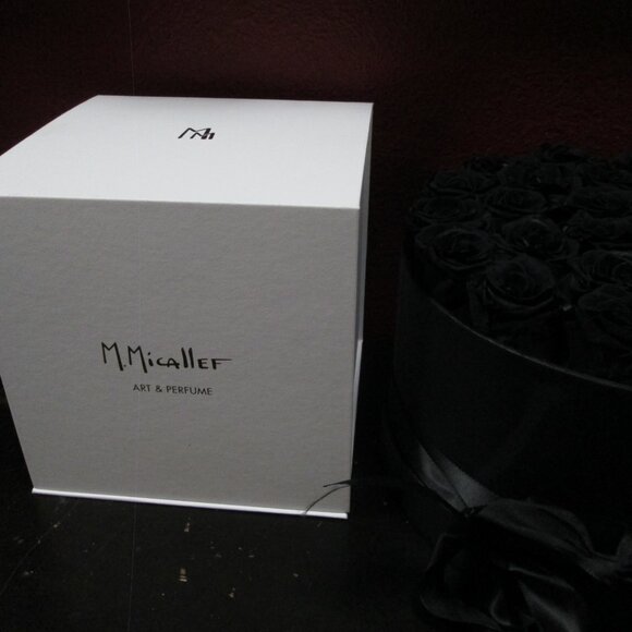 M.Micallef Art & Perfume Collectors Box w/magnetic flap close Square Closet box - Picture 4 of 5